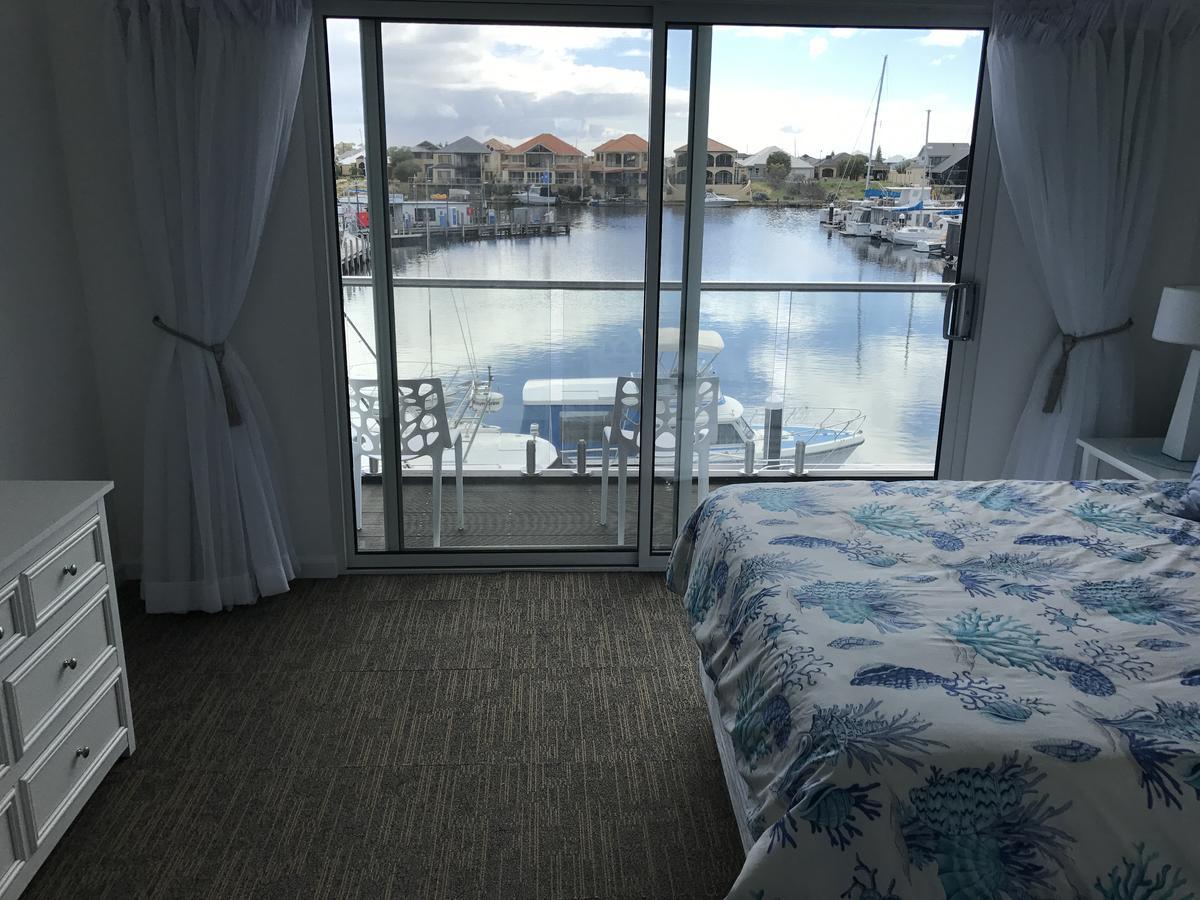Marina View Chalets Манджера Экстерьер фото