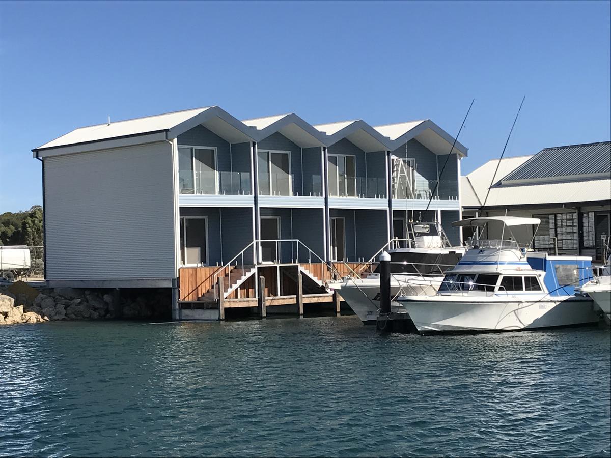 Marina View Chalets Манджера Экстерьер фото